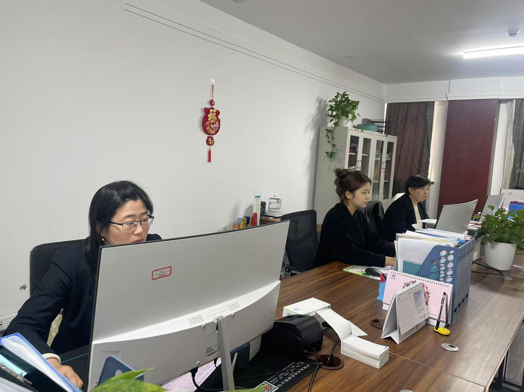 业务大厅工作照